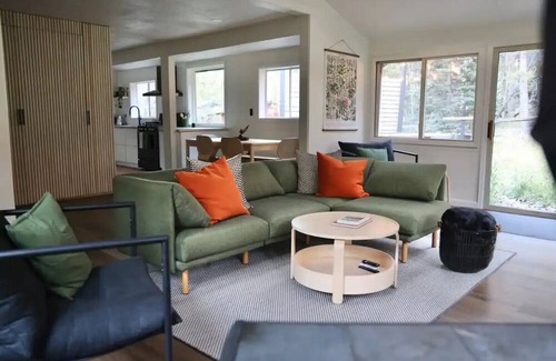 Evergreen Cabina | Scandinavian A-Frame Forest Cabin w/ Hot Tub