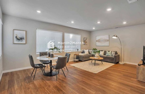 Sacramento Casa | Serene Retreat Residences on Pagoda Lane #41982