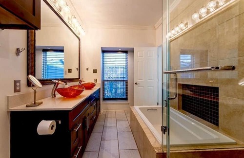 Northeast Carrollton Casa | House In Carrollton with Hot Tub and Pool
