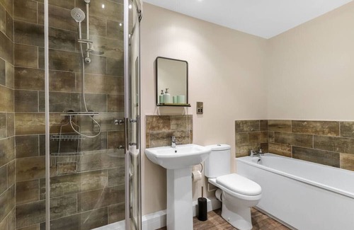 Andover Apartamento | Beautiful Executive Apartment 3