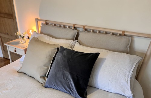 Southville Casa | 3 bed house in Bedminster near Wapping Wharf