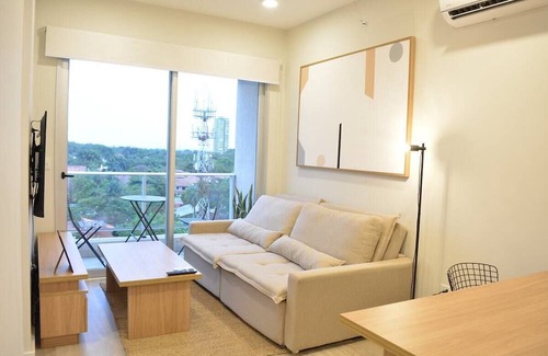 Asuncion Apartamento | Chic 1BDR: Prime Location in Brand-New Building II