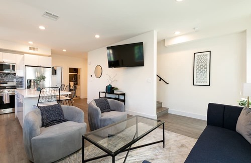 Pico-Union Casa | Downtown Darling by AvantStay | Rooftop Deck, View