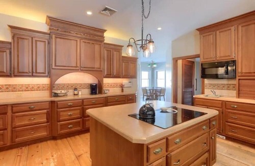 Stouchsburg Casa | Lazy Meadows Horse Ranch, new listing