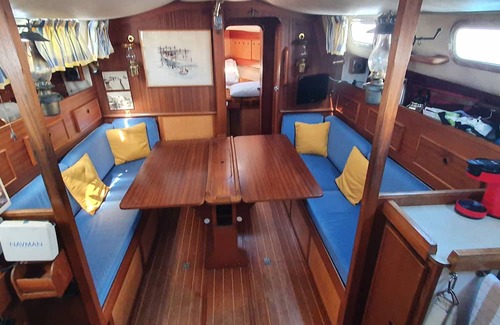 La Rochelle City Centre Alquiler De Eote | Nuits au Port - Voilier à Quai en Cœur de Ville - Westerly