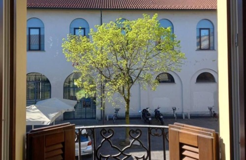 Cernusco sul Naviglio Apartamento | Vrbo Property