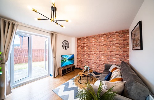 Coventry Casa | 161 Anglian Way