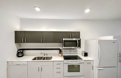 Downtown Springfield Apartamento | Sleepover: Intimate 1BD/1BA Downtown Springfield