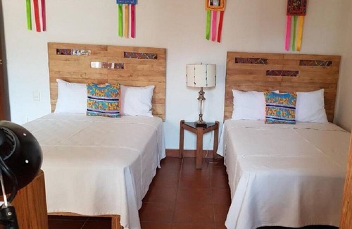 Luis Jiménez Figueroa Cama Y Desayuno | Habitación Retablos en Casa Los Arquitos B&B