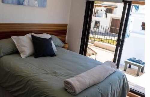 Santa Lucia Milpas Altas Casa | "Cozy house nestled between valleys and volcanoes."