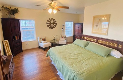 Amador County Otro | Tranquil Farmhouse nestled in the hills minutes to beautiful wine country.