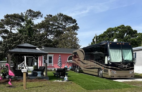 Myrtle Beach Alquiler De RV | MH37A Extra Large RV Camping Spot, Ocean View, Steps from the Ocean