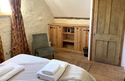 Longtown Casa | The Granary at Gwatkin Red Cow