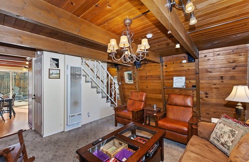 Big Bear City Casa | Gambrel Style, pet friendly, enclosed yard, streaming, fireplace, and more.