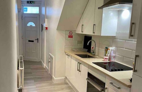 Edgware Casa | Perfect En-Suite in Edgware with Garden!