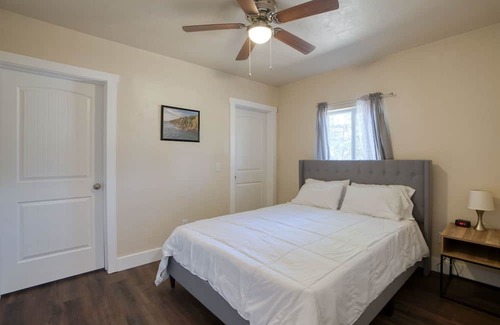 Kila Casa | Charming 2 Bedroom Home 10 Minutes from Kalispell