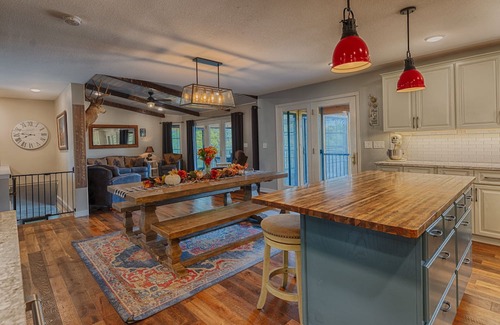 Tower Casa | Stunning Lake House with Hot Tub on Secluded Bay! Perfect Central Location!