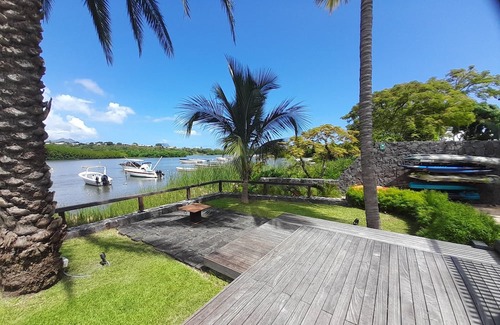 Grande Riviere Noire Apartamento | Tropical Paradise Studio on La Balise riverfront