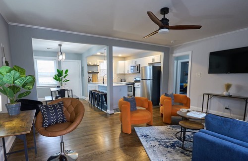 Rocky Mount Apartamento | Better Than A Hotel! Modern comfortable stay with everything Included!