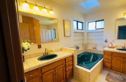 Willow Creek Casa | Cozy beautiful custom home