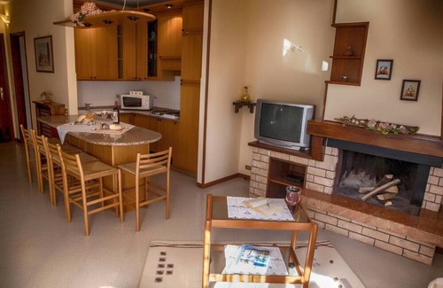 Oldesio Apartamento | Apartment 'I Fiori' with Lake View, Shared Terrace and Wi-Fi