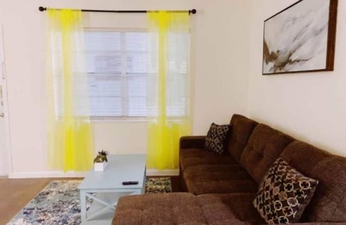 North Corals Apartamento | 2 Bedroom 842302 by Houzlet
