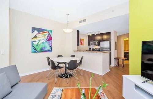 South Miami Apartamento | 2 Bedroom 839831 by Houzlet