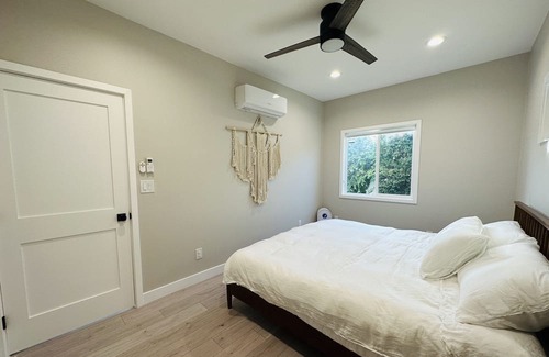 Azusa Casa | Modern 2BR Azusa Abode w/ Putting Green and Deck