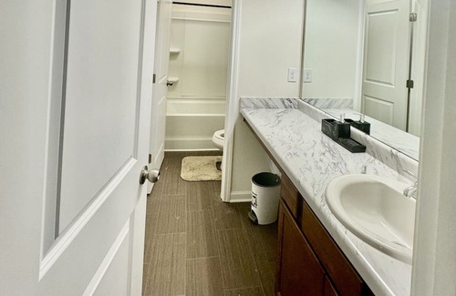Mount Holly Casa | Home Away From Home 20 Minutes from Uptown Charlotte-Private Room, Shared Spaces
