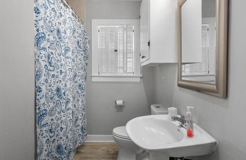 Hattiesburg Casa | Renovated Cozy Comfort Zoo & USM