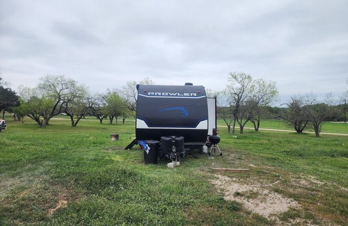 Burnet Casa | Cozy RV just outside of town
