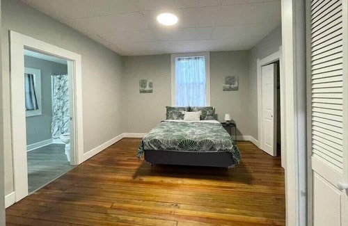 Franklin Casa | Spacious Home in Downtown Franklin