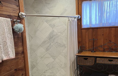 Bonita Springs Cabaña | Adorable Cottage Close To Downtown & Area Beaches.