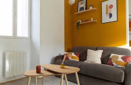 Cires-Les-Mello Apartamento | Le Yellow Vibe - A Deux pas de la Gare, Parking Privé Gratuit, Wi-fi Haut Débit