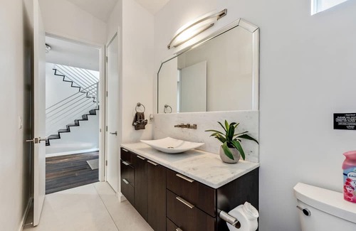 Riviera Bay Casa | Luxury & High End Heated Pool & Spa Dream House!