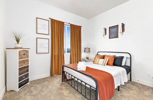 North Salt Lake Casa | Scenic Heights Luxury Views Of Salt Lake City