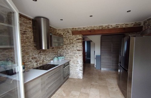 Cahagnes Otro | Quiet Farmhouse in the middle of the countryside. Center location in Normandy.