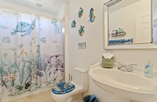 La Presa Casa | The Sky House, at 800' ASL over San Diego, boasts a 360° panoramic view