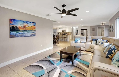 McGregor Casa | Heated Pool Home Close to Historic Ft Myers