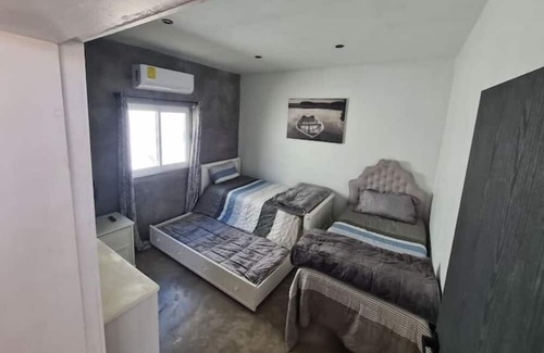 Valle de Guadalupe Casa | Finca de Piedra Valle- Moderna Cabaña