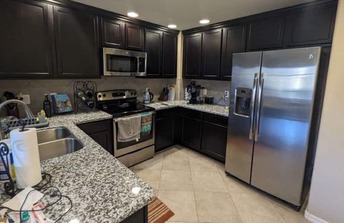 Desert View Village Condominio | Quiet Desert Retreat in historic Cave Creek with golf, pool and desert hikes!