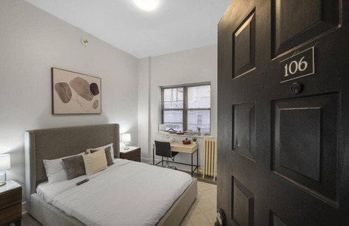 Bay Ridge Casa | Brooklyn Gem: Stunning Bay Ridge Residence