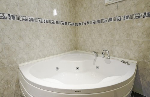 Tosmur Belediyesi Apartamento | Roomy Flat With Pool in a Luxury Complex in Alanya