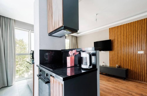 Yakuplu Apartamento | Chic, Modern Flat Near Torium Mall in Beylikduzu