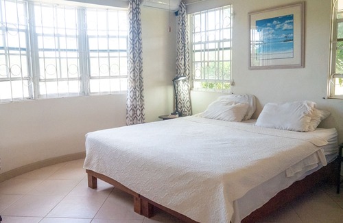 Nesfield Casa | Breezy Getaway with a View