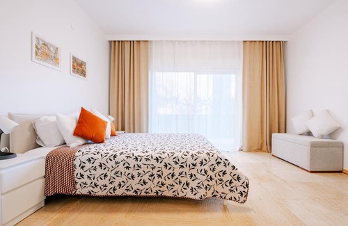 Esentepe Apartamento | Cozy Central Flat w Garden 5 min to Metro in Sisli