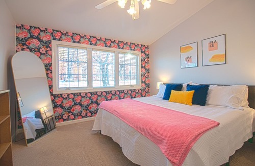Wilmington Condominio | Escape on the Cape - Riverfront Sunset Views in Downtown Wilmington