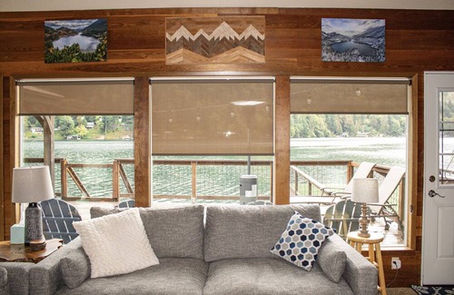 Port Angeles Cabina | 3-bedroom cabin lakefront in Port Angeles