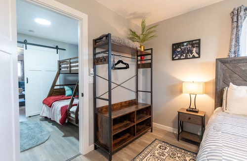 Plainfield Condominio | Enjoy this spacious condo, near downtown Indianapolis..