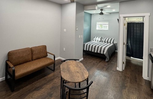 Barelas Apartamento | Downtown Modern updated apartment